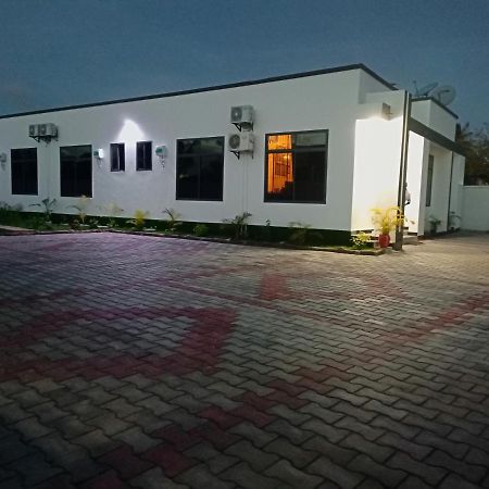 Chibuba Airport Accommodation Dar es Salaam Exterior photo